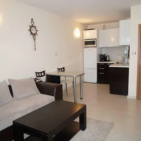 In Chateau Nessebar Apartment