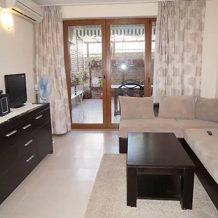 In Chateau Nessebar Apartment *