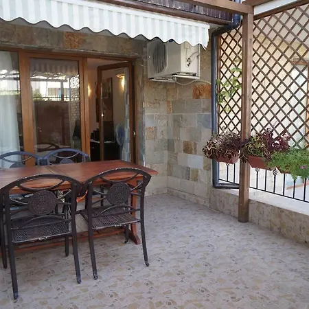 In Chateau Nessebar Sveti Vlas