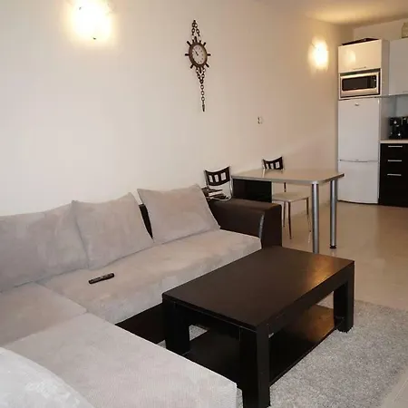 Apartment In Chateau Nessebar