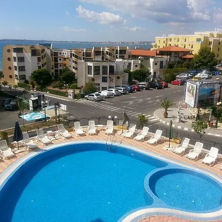 In Chateau Nessebar Apartment